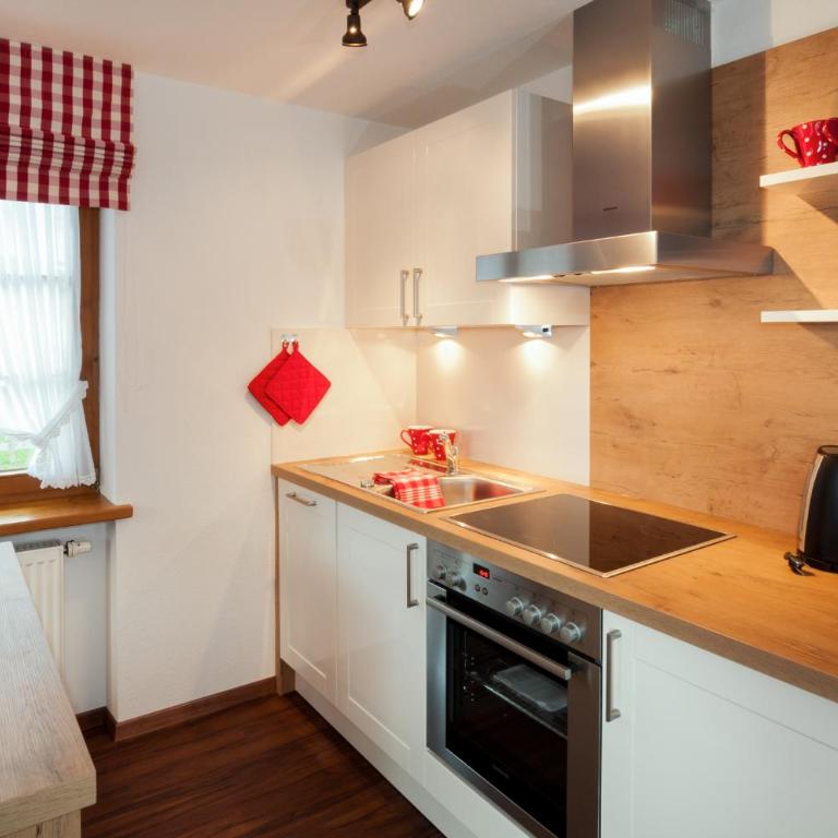 Wohlfühl-Ferienwohnungen Schneider - Apartment mit 2 Schlafzimmern und Balkon - 4