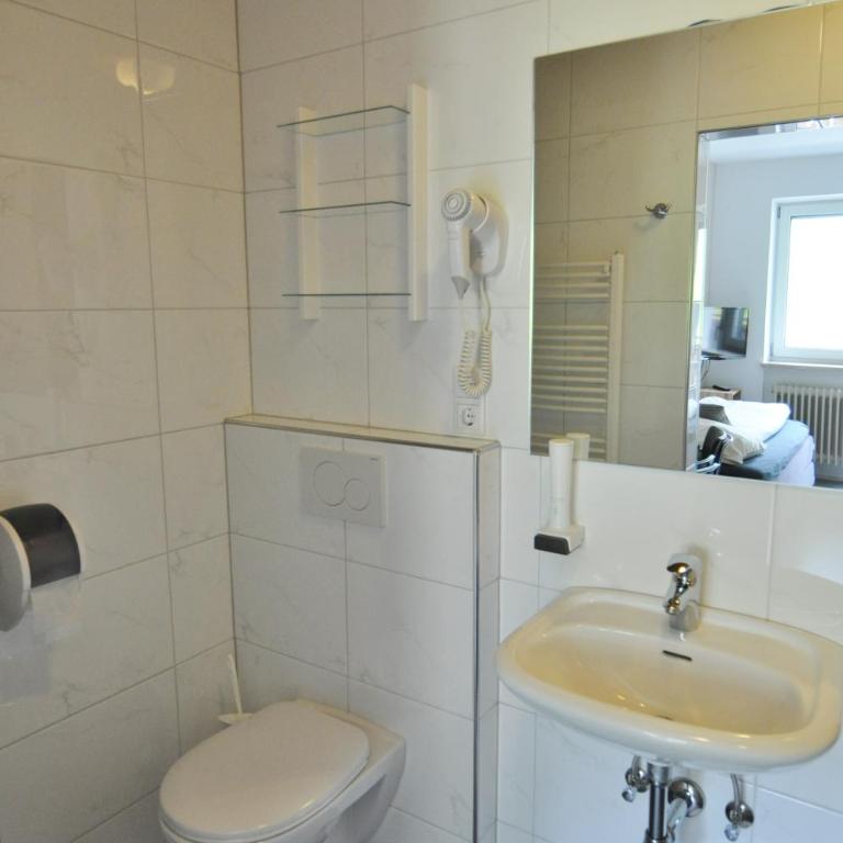 Haus Piesendorf - Standard Doppelzimmer mit Balkon - 1