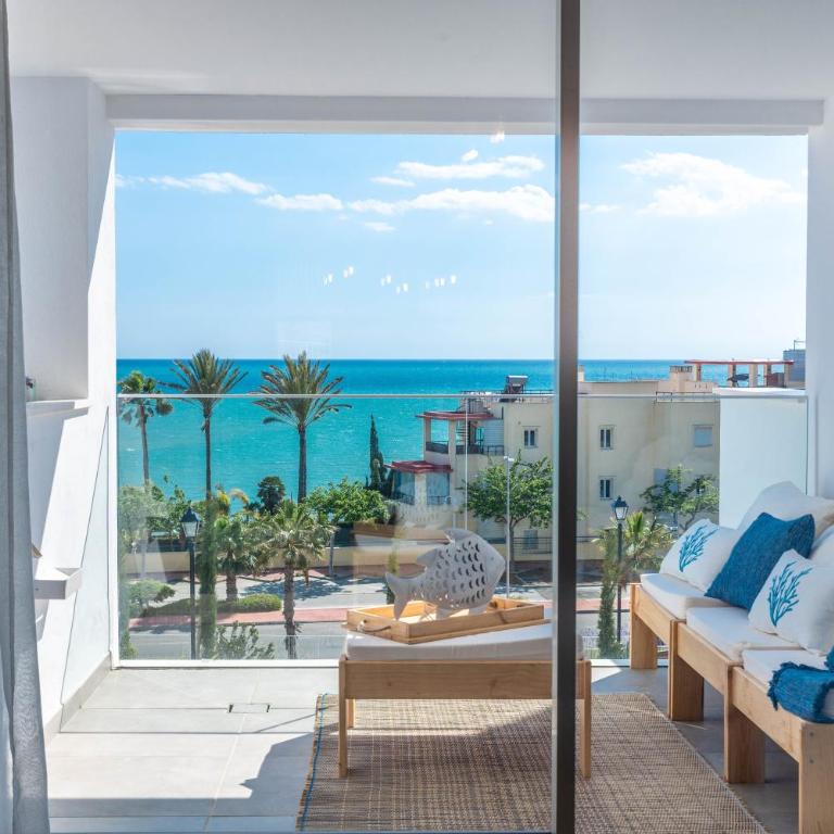 VB Grecia - 3 BDR with Sea Views - Three-Bedroom Apartment - 18