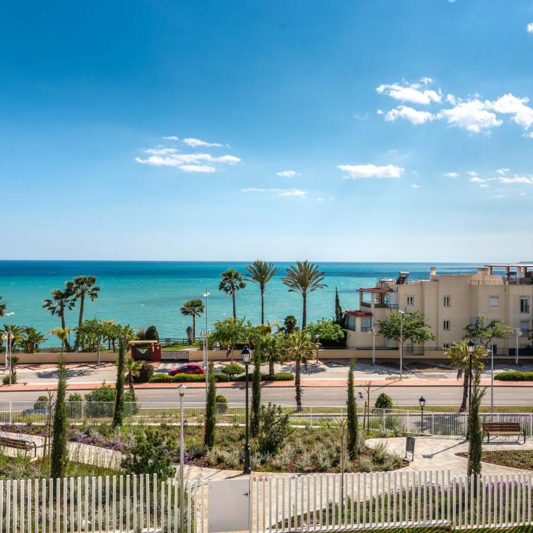 VB Grecia - 3 BDR with Sea Views - Three-Bedroom Apartment - 13
