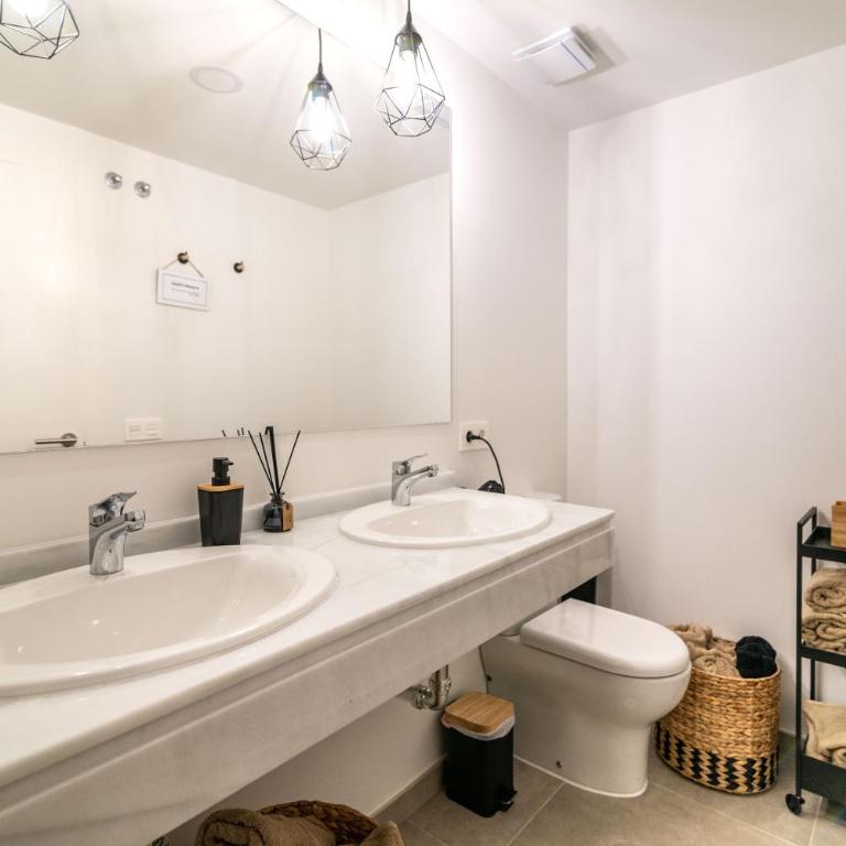 VB Grecia - 3 BDR with Sea Views - Three-Bedroom Apartment - 11