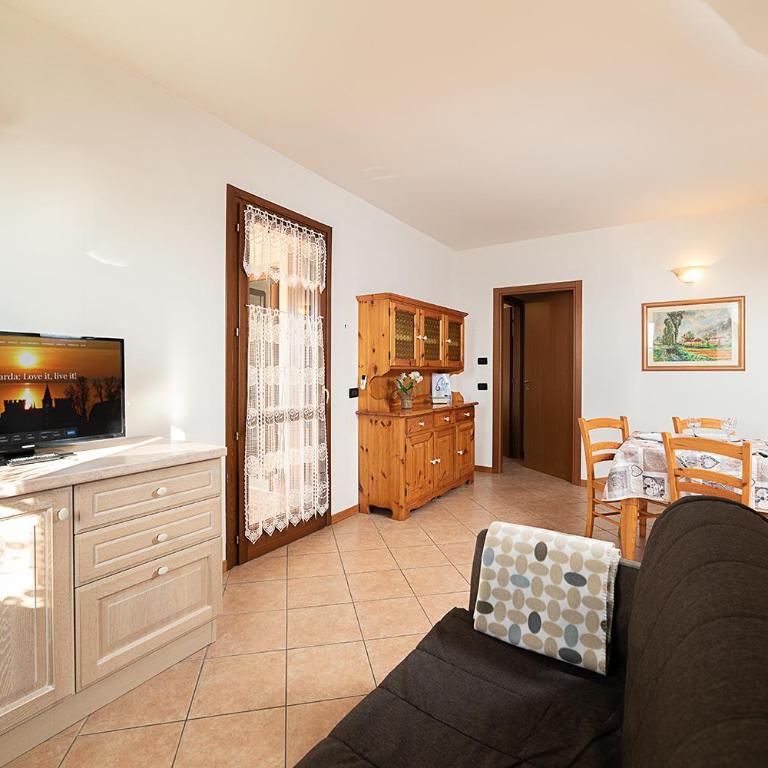 APARTMENTS EDEN - Regarda Travel - Appartamento con Vista Lago - 13