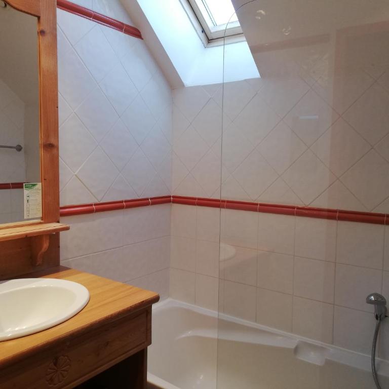 Hameau Pra Roustan by Godille - Chalet 2 Chambres - Duplex - 3