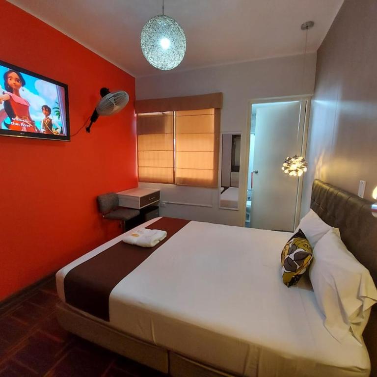 Hostal Atenea - Deluxe Single Room - 2