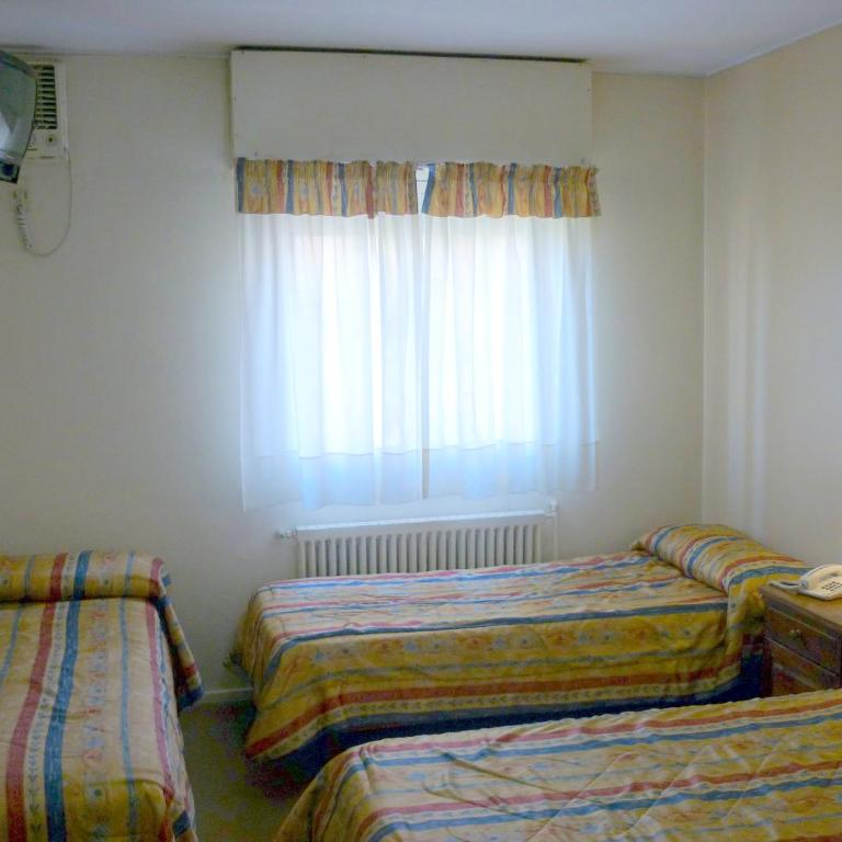 Hotel Puerta del Sol - Habitación Triple Estándar - 3