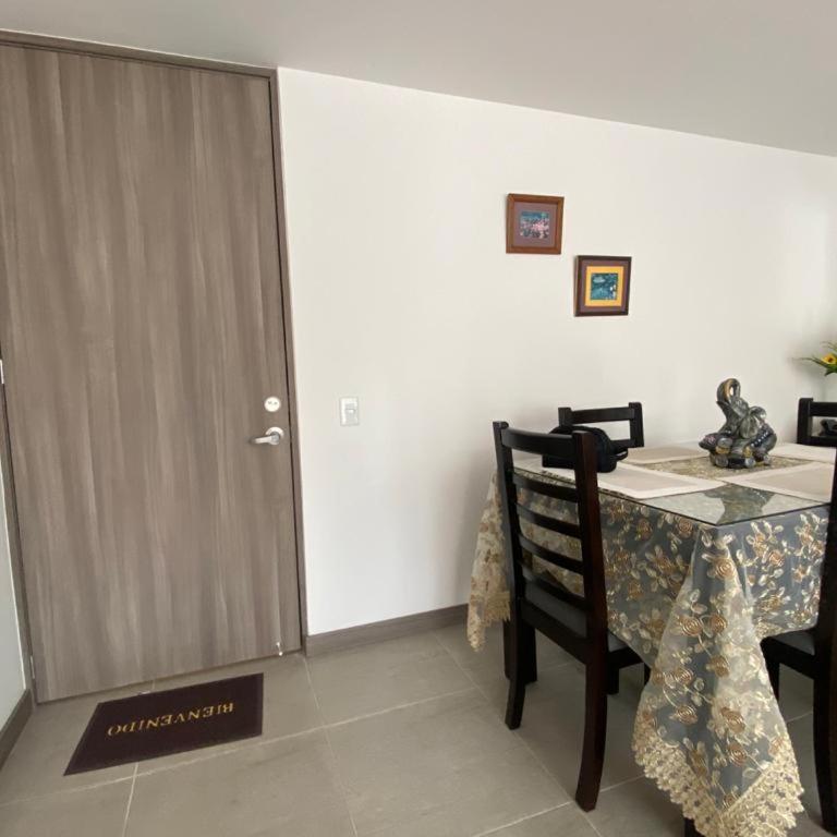 APTO AMOBLADO 77 mt2 - Apartamento de 3 dormitorios - 21