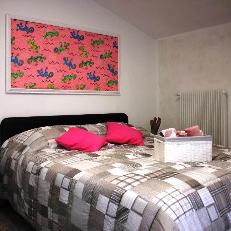 VILLA SONIA APARTMENT & ROOMS - Due Camere Matrimoniali Comunicanti con Bagno Privato Esterno - 1