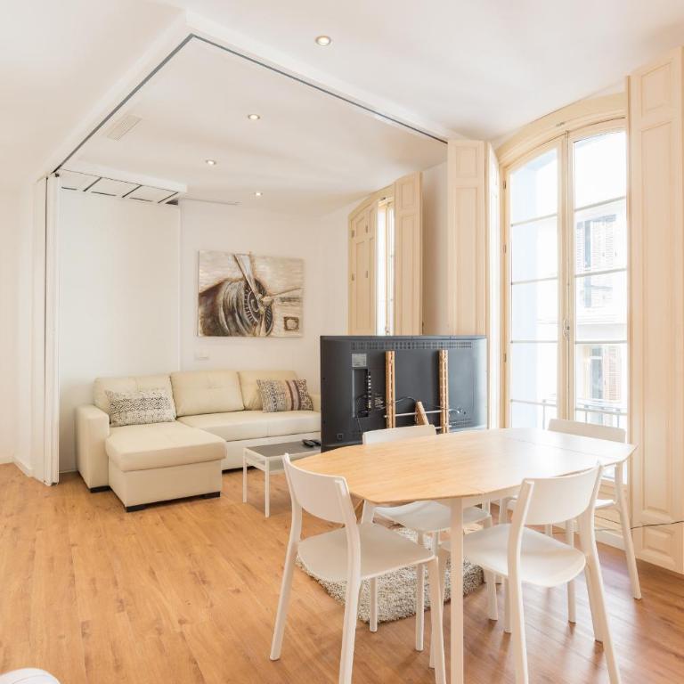 Urbe10 Plaza de la Constitucion 1 Bedroom Apartment - Deluxe Apartment - 1