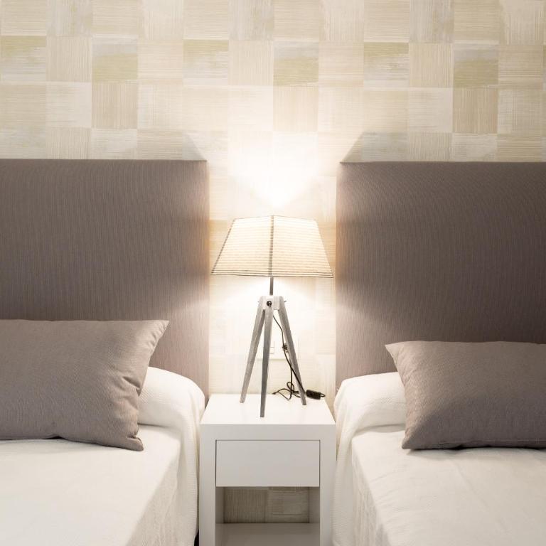 Puerto de Málaga Premium 3 Bedrooms Apartment - Superior Apartment - 11