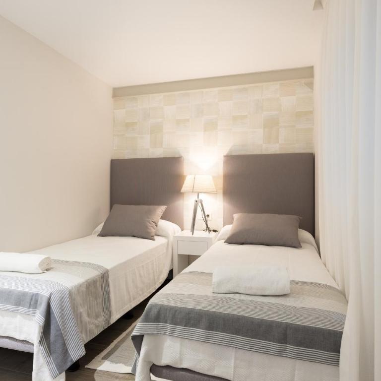 Puerto de Málaga Premium 3 Bedrooms Apartment - Superior Apartment - 10
