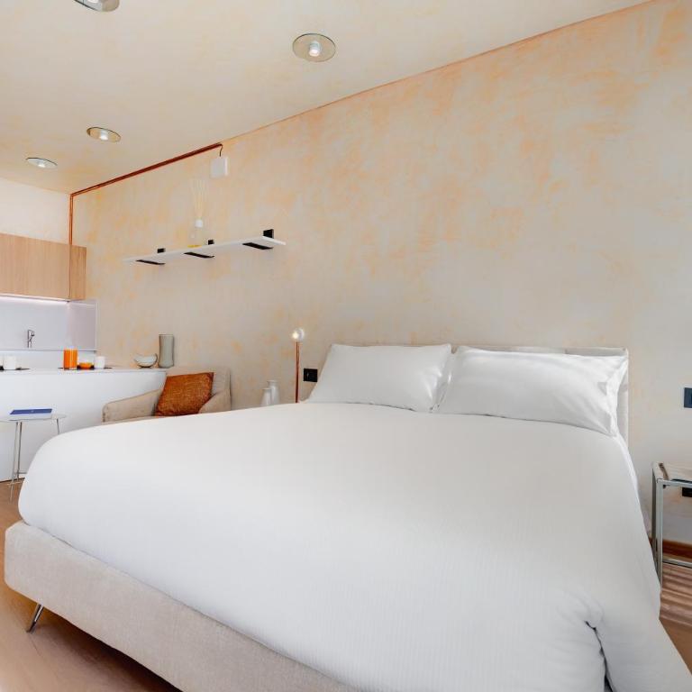 1881 LUXURY SUITES - Superior Studio - 4
