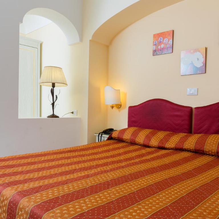 Hotel La Vue d'Or - Economy Double or Twin Room - 4