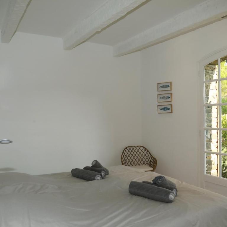 Maison sous les Pins - Maison 3 Chambres - 28