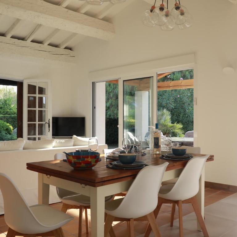 Maison sous les Pins - Maison 3 Chambres - 12