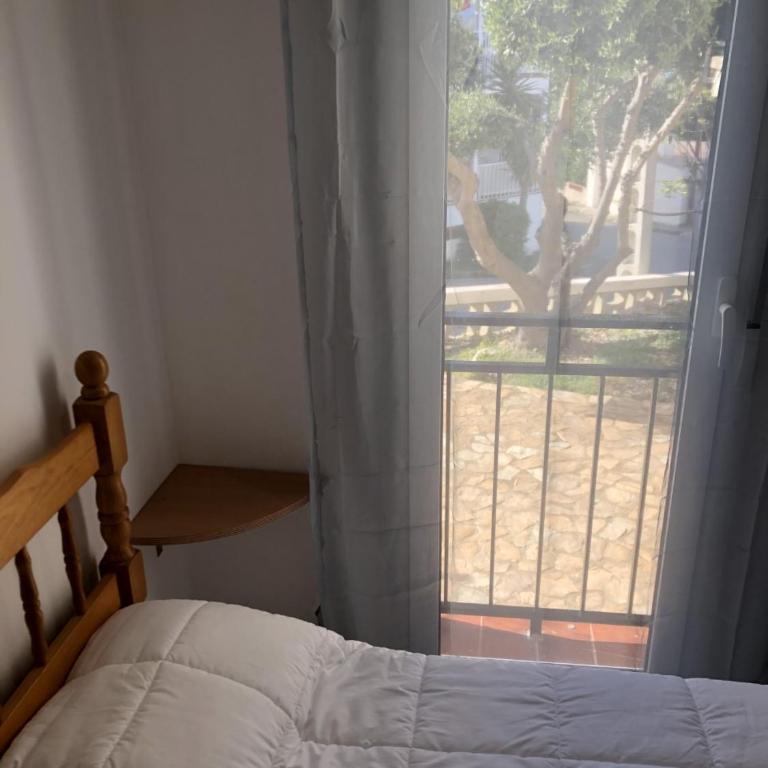 Planta baixa amb jardí i vistes al mar - Apartamento de 3 dormitorios - 15