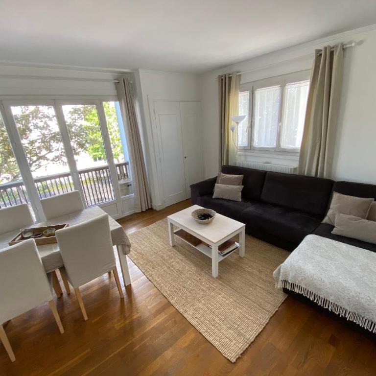 Belle Appartement lumineux avec balcon plein centre . - Appartamento con 3 Camere da Letto - 1