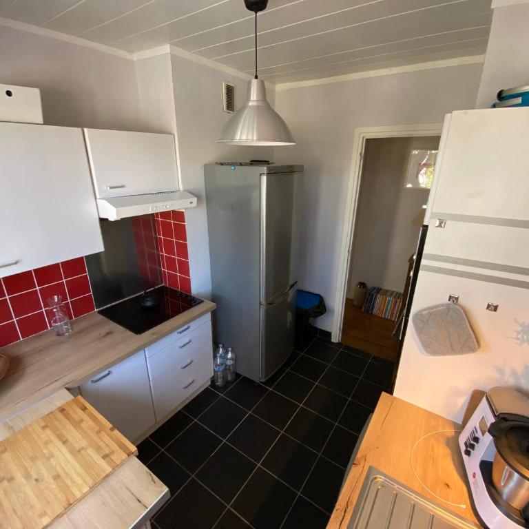 Belle Appartement lumineux avec balcon plein centre . - Appartamento con 3 Camere da Letto - 4