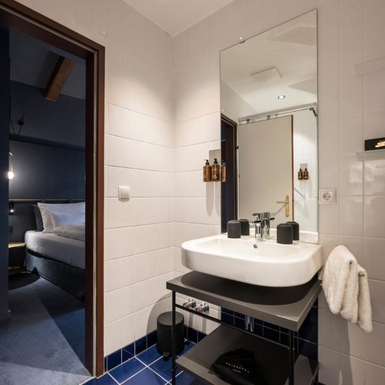 Altstadthotel Weisses Kreuz - Doppelzimmer – Medium - 3