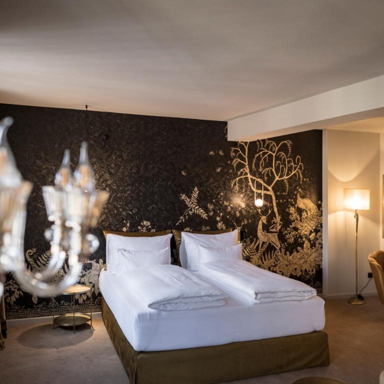 Altstadthotel Weisses Kreuz - Suite Golden Roof - 7