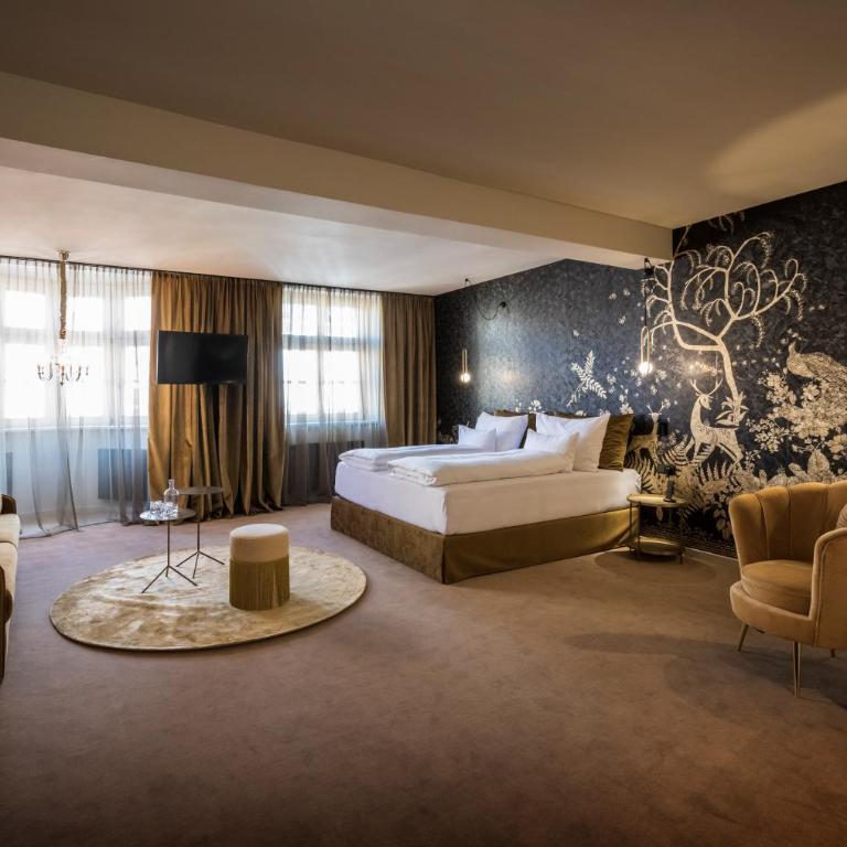 Altstadthotel Weisses Kreuz - Suite Golden Roof - 2