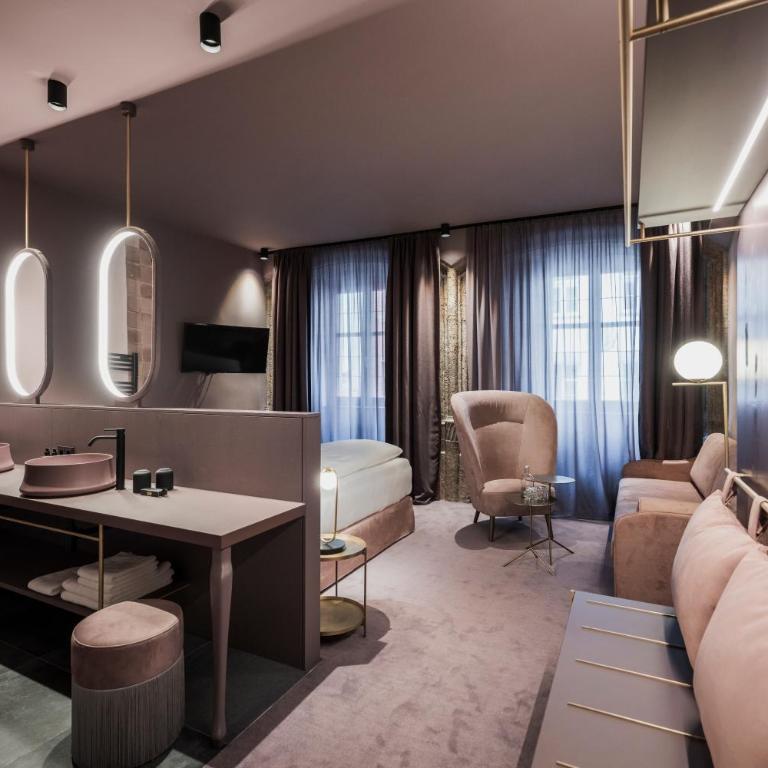 Altstadthotel Weisses Kreuz - Großes Doppelzimmer - 3