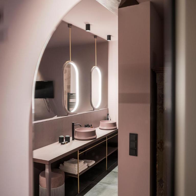 Altstadthotel Weisses Kreuz - Großes Doppelzimmer - 2