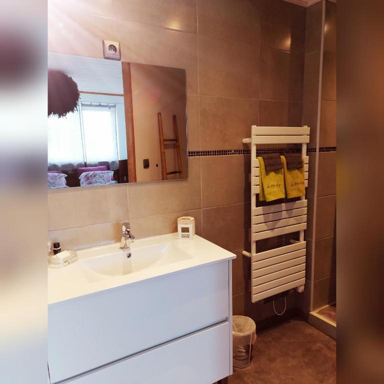Le Clos des Mylandes SPA & YOGA - Appartement - Vue sur Jardin - 11