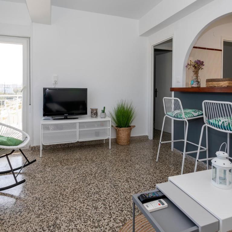 Los Chopos, 2 dormitorios, frente al mar, by Bookindenia - Apartamento de 2 dormitorios - 6