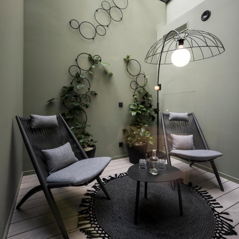 Altstadthotel Weisses Kreuz - Doppelzimmer mit Patio - 4
