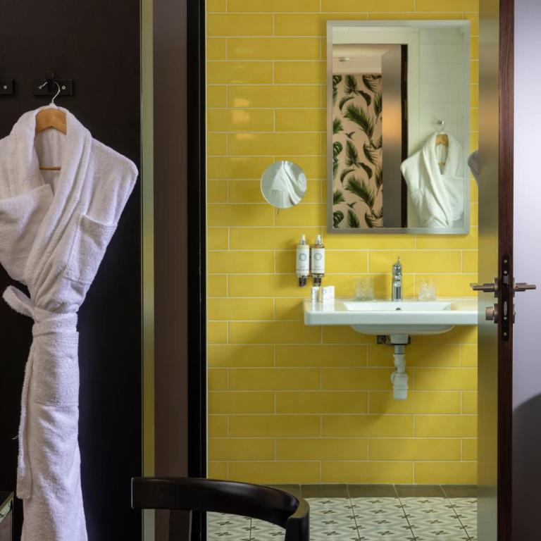 Les Matins de Paris & Spa - Suite Junior avec Accès au Spa - 5