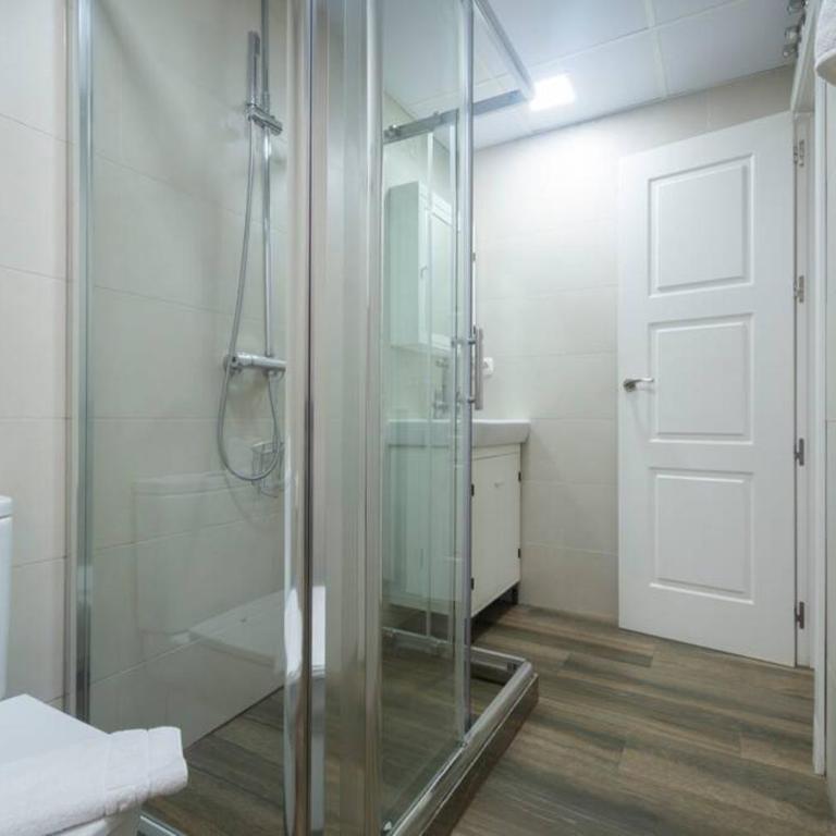 Fabuloso Piso junto a Paseo de la Bomba - Apartment - 21