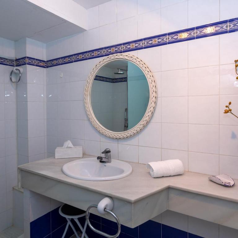 Cala Blanca, bajo, 2 dormitorios, by Bookindenia - Apartamento de 2 dormitorios - 19