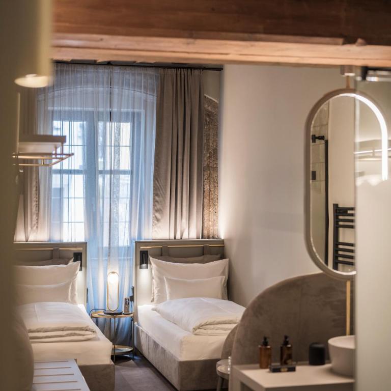 Altstadthotel Weisses Kreuz - Zweibettzimmer - 5