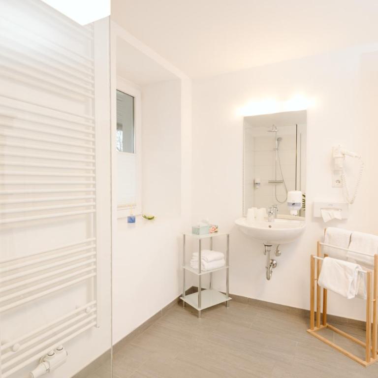 Velden24 - create your own stay - Superior Doppelzimmer - 4