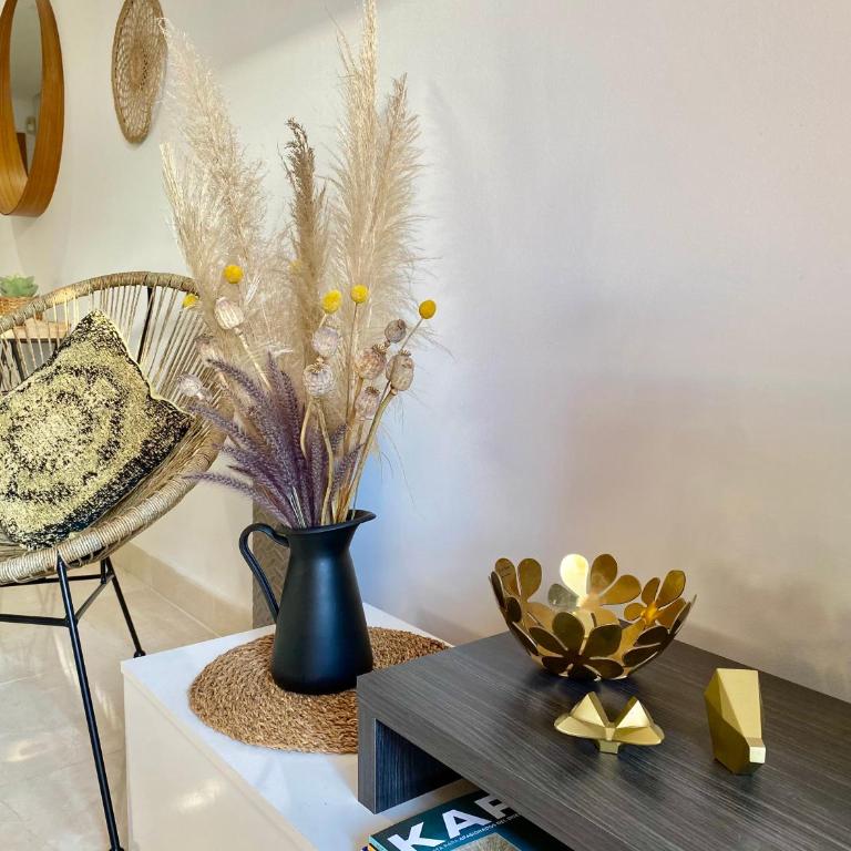 Sunny 2Bed Resort Style Apartment New Golden Mile Estepona FREE PARKING WIFI & AIRCON - Apartamento con terraza - 26