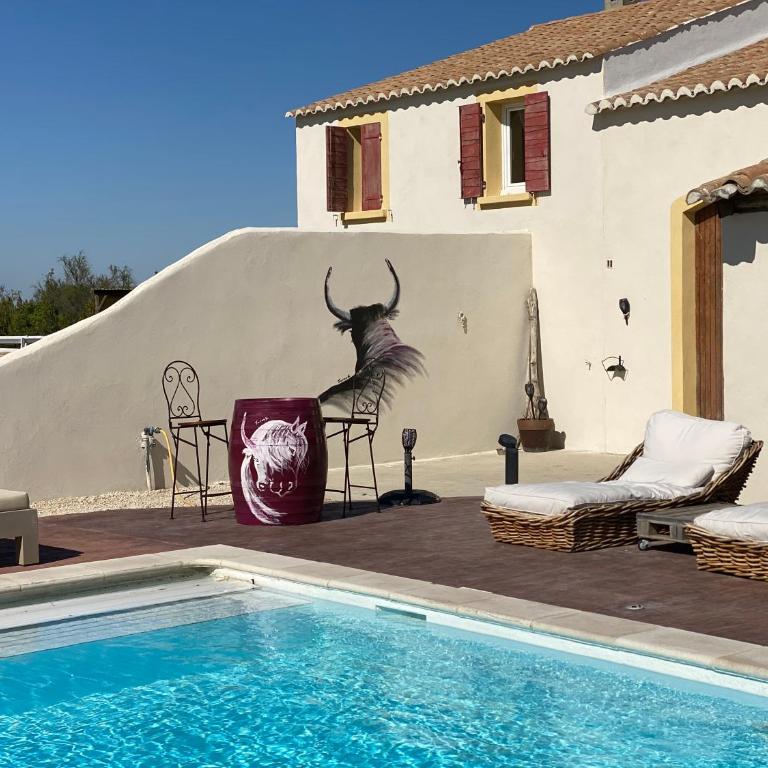 Mas Lou Caloun - Chambre d'Hôte face à la piscine en Camargue - Les Saintes Maries de la Mer - Doppelzimmer mit Poolblick - 6