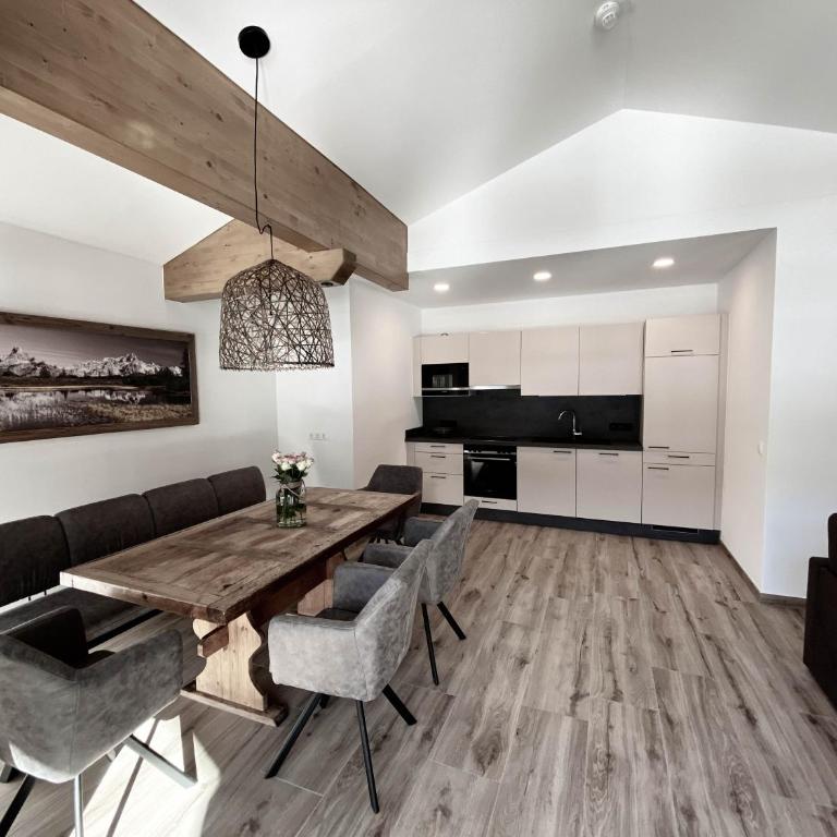 Appartement Tauernblick Radstadt - Two-Bedroom Apartment - 12