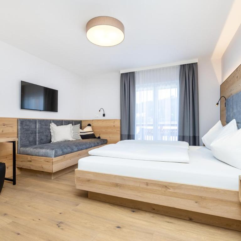 Aparthotel Jägerheim - Doppelzimmer mit Balkon - 2