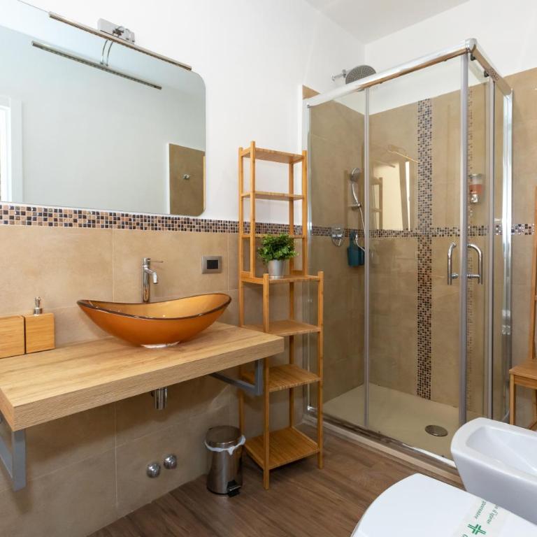 Comfy Vatican Suite - Camera Matrimoniale Deluxe con Balcone - 6