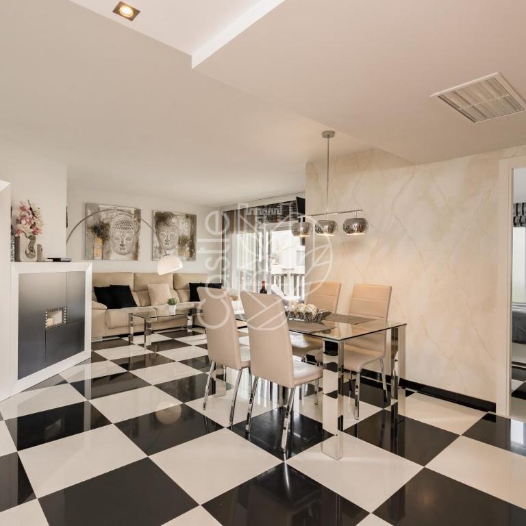 MALAGA BENALMADENA PUERTO MARINA PLAYA VACACIONAL Luxury - Apartment - 1