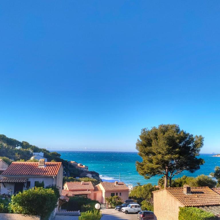 Appartement avec terrasse vue mer, proximité plage, place parking - Apartamento de 2 dormitorios - 21