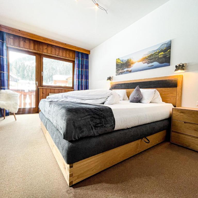 Zirbenhof - Zimmer mit Kingsize-Bett und Balkon - 4