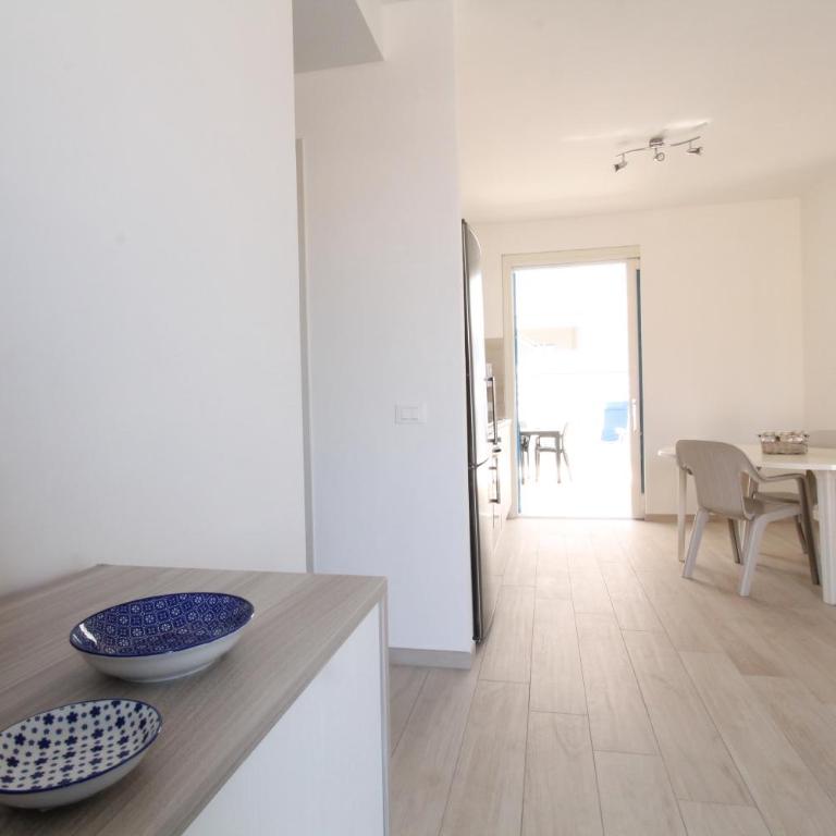 Perla e Gila - A pochi passi dalla spiaggia - Appartamento con 2 Camere da Letto - 8