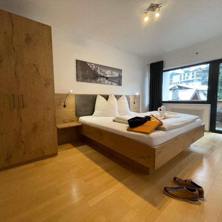 Absolute Active Mountain Resort - Apartment mit 3 Schlafzimmern, Balkon und Bergblick - 7