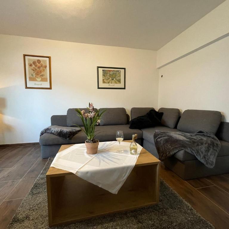 Absolute Active Mountain Resort - Apartment mit 3 Schlafzimmern, Balkon und Bergblick - 4
