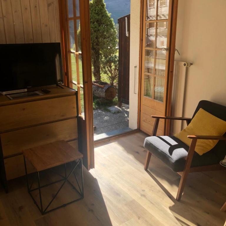 Le Cerf, magnifique studio avec jardin-terrasse et garage - Studio with Terrace - 5