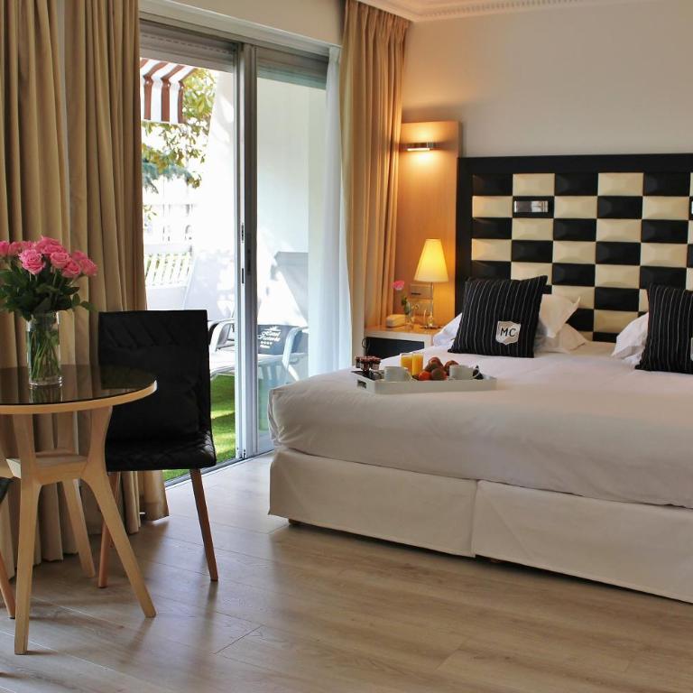 Hôtel Victoria - Chambre Double Deluxe avec Terrasse - Vue sur Jardin - 3