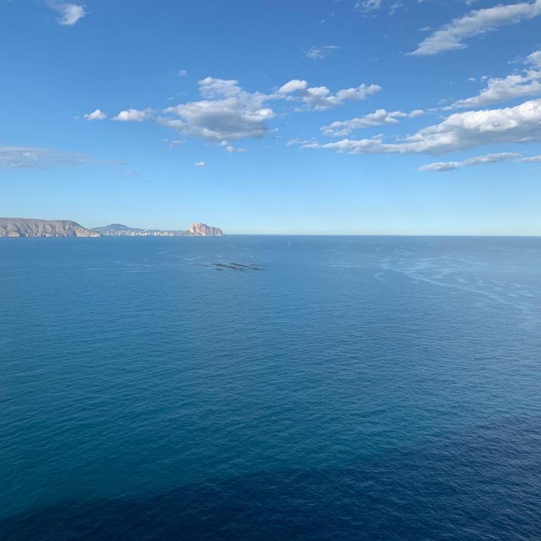 Albir Calle Pau Casals - Two-Bedroom Apartment - 36