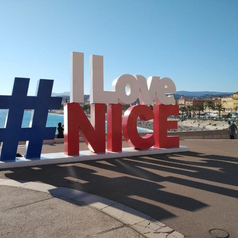 Appartement au cœur de Nice - Apartamento de 2 dormitorios - 66