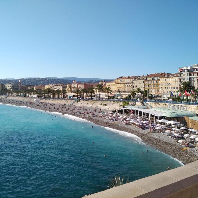 Appartement au cœur de Nice - Apartamento de 2 dormitorios - 61